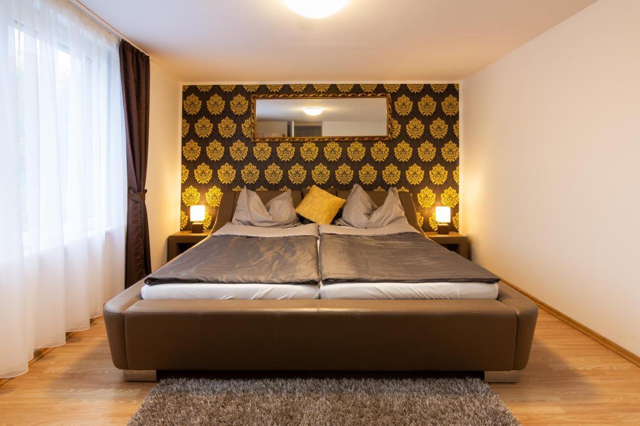 Koszeg Panzio Bed & Breakfast ภายนอก รูปภาพ