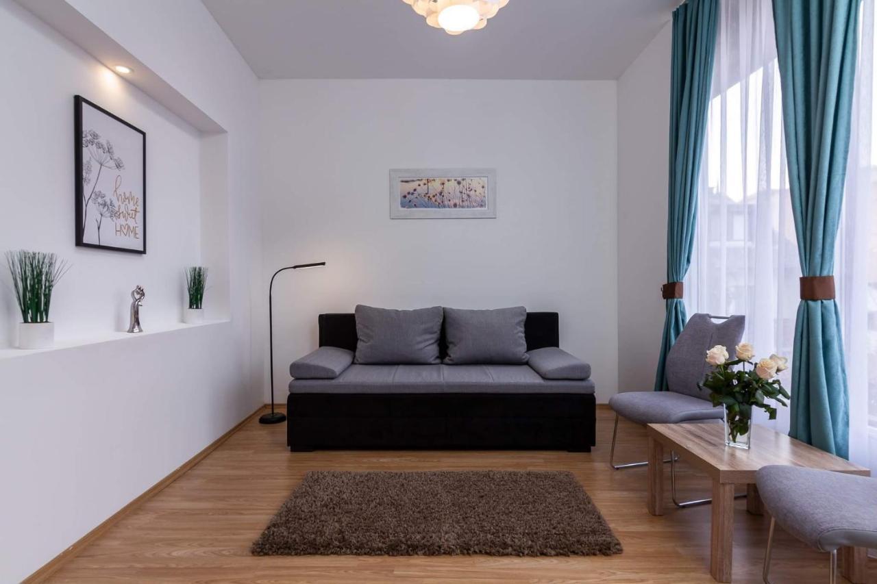 Koszeg Panzio Bed & Breakfast ภายนอก รูปภาพ