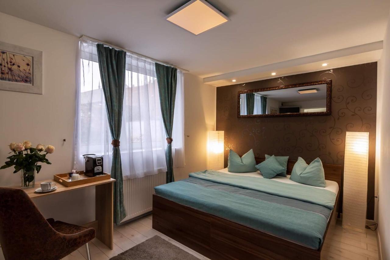 Koszeg Panzio Bed & Breakfast ภายนอก รูปภาพ